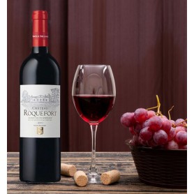 Coffret en bois avec accessoires contenant une bouteille 75 cl de Bordeaux Château Roquefort rouge 2016